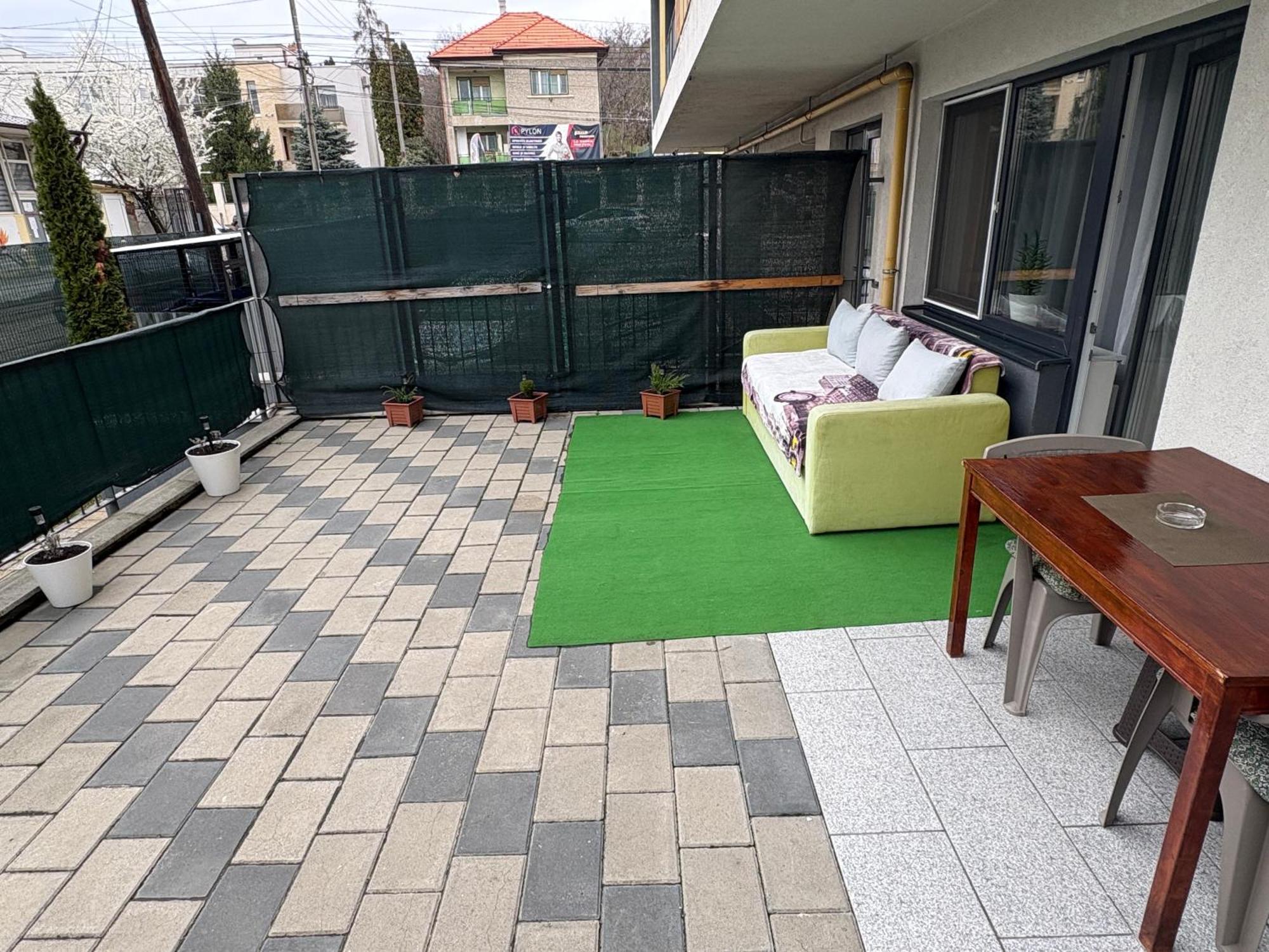Апартаменты Bobo S House Клуж-Напока Экстерьер фото